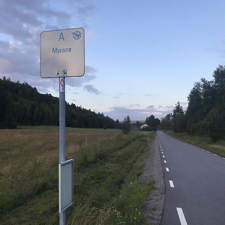 Charmigt Aeldre Hus, Laddbox 22 Kw, 5 Bil-Minuter Till Bad Strömstad Esterno foto